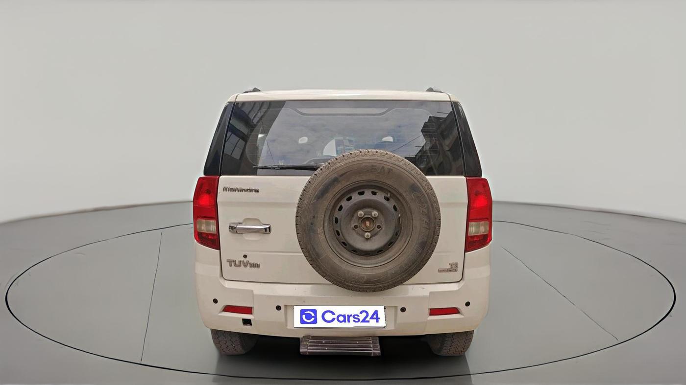 2017 Mahindra TUV300 T8 AMT, Diesel, Automatic, 1,59,748 km, exterior