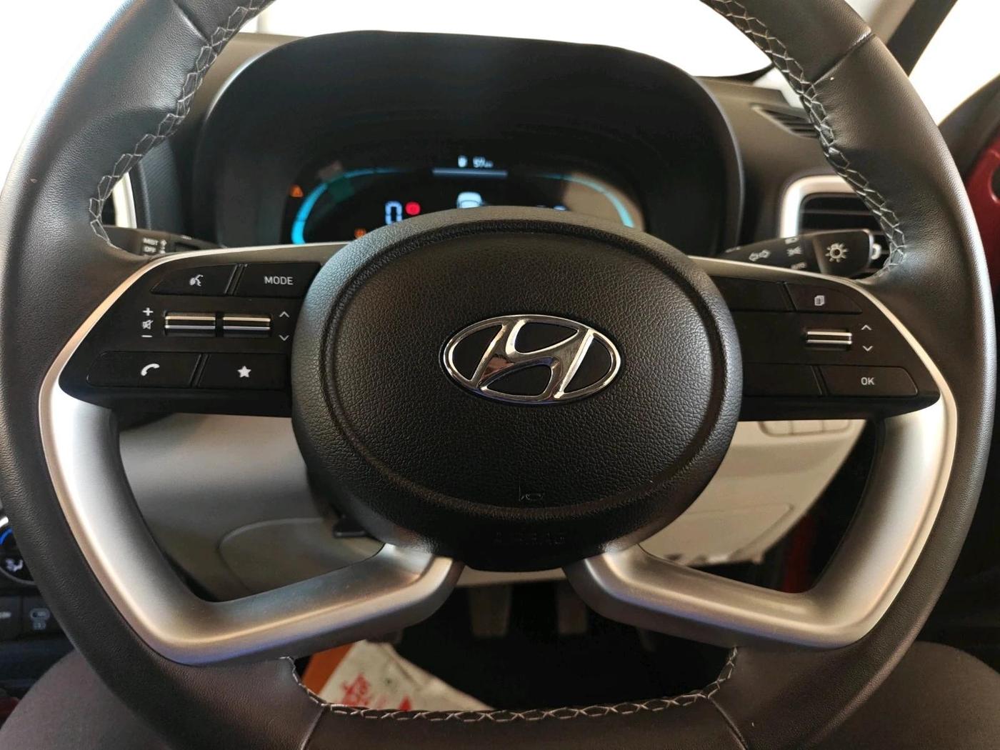 2022 Hyundai VENUE SX 1.2 PETROL, Petrol, Manual, 9,343 km, interior