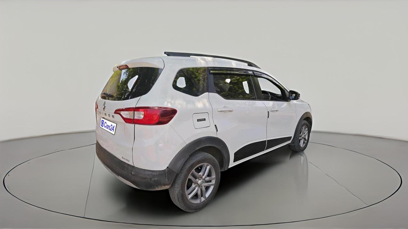 2025 Renault TRIBER RXT, CNG, Manual, 22,818 km, exterior