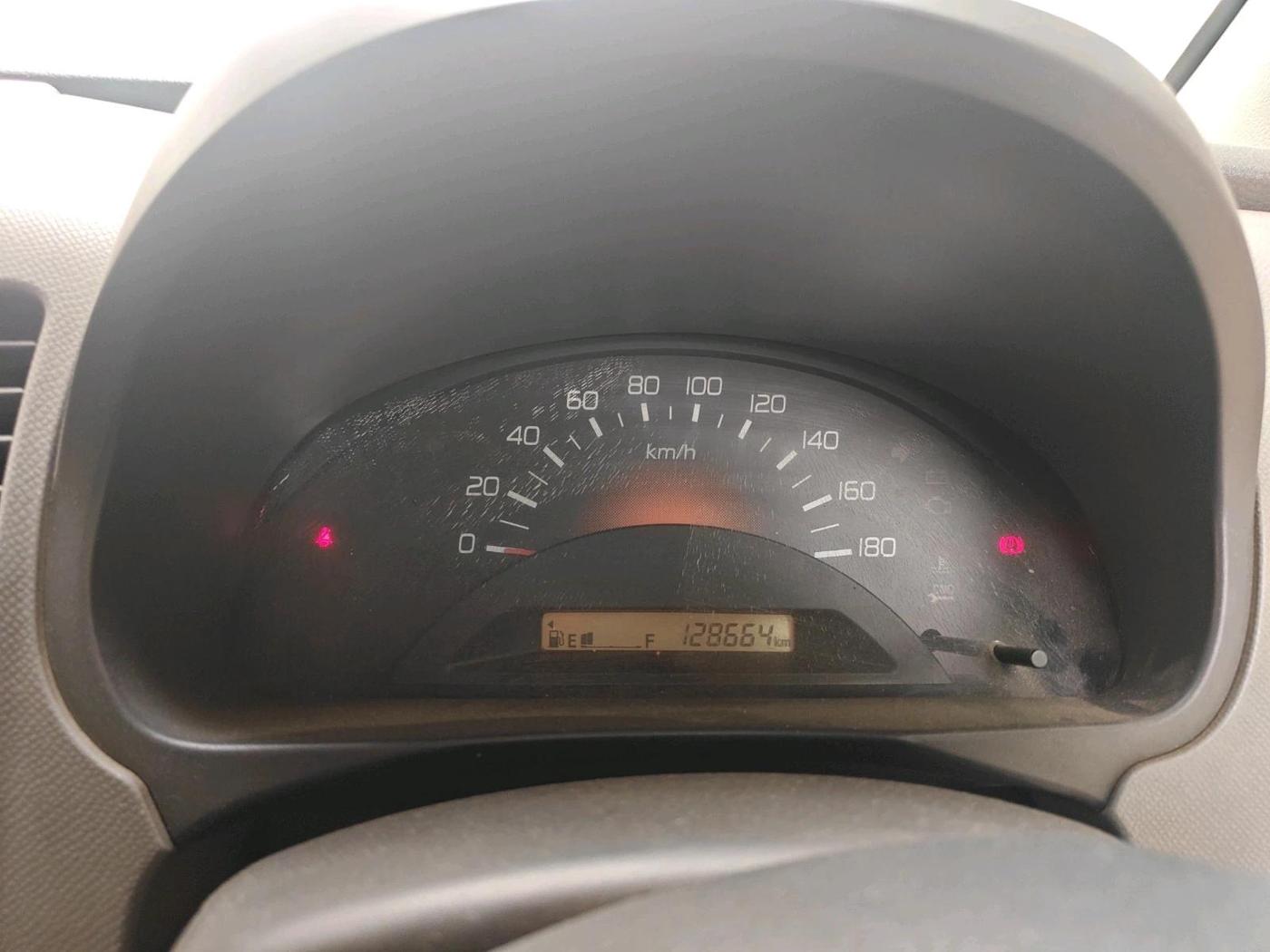 2012 Maruti Wagon R 1.0 LXI CNG, CNG, Manual, 1,28,664 km, interior