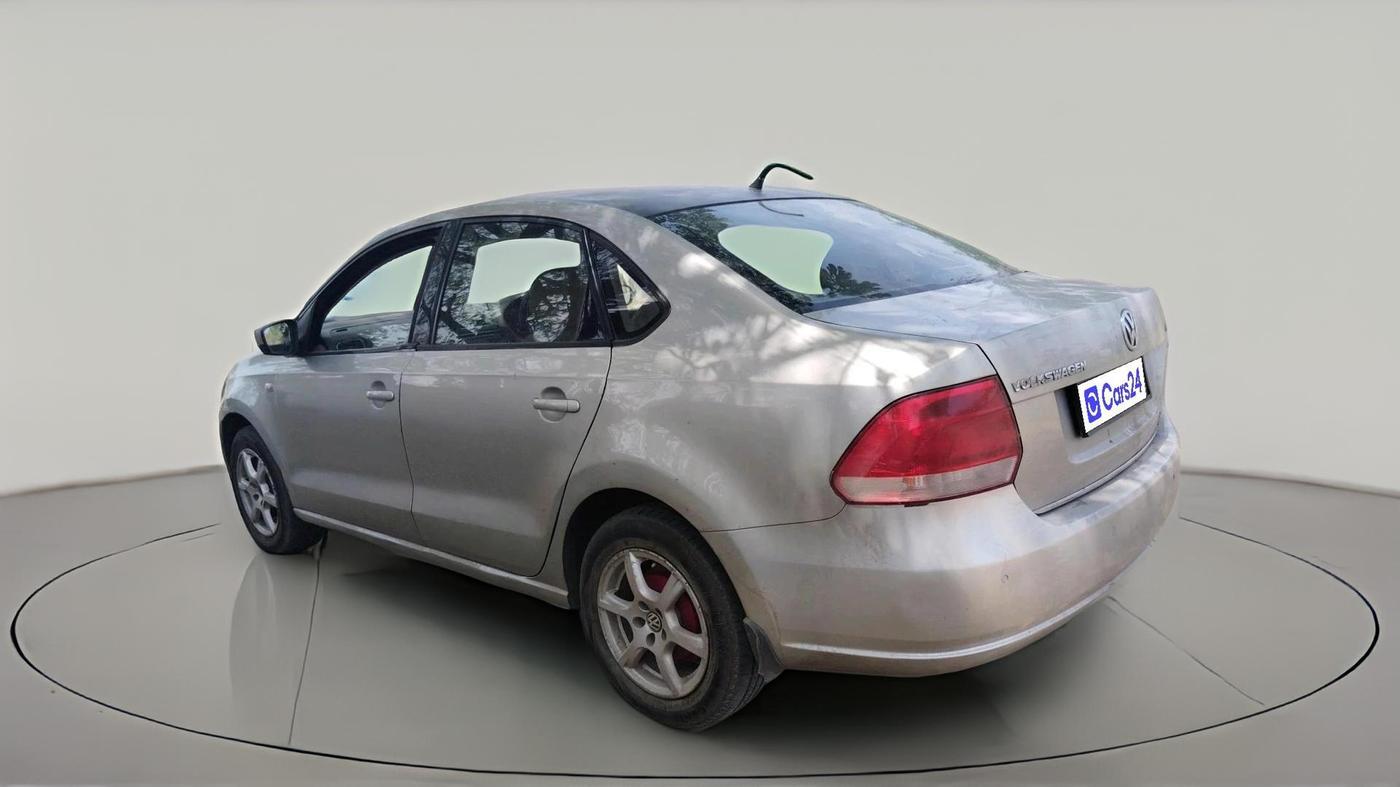 2014 Volkswagen Vento HIGHLINE 1.6 MPI, CNG, Manual, 1,48,109 km, exterior