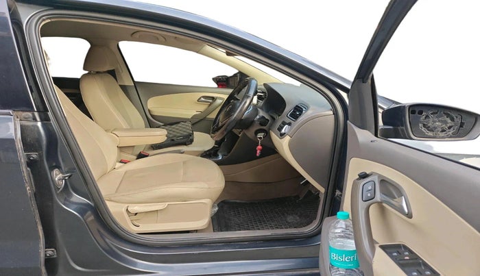 2016 Volkswagen Vento HIGHLINE 1.5 AT, Diesel, Automatic, 69,551 km, interior