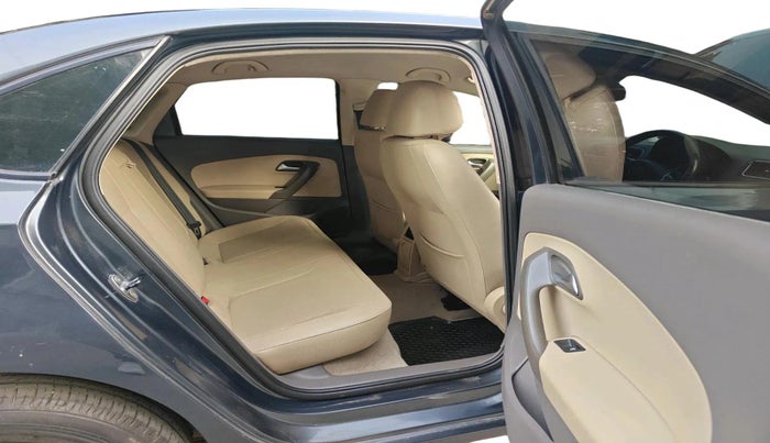 2016 Volkswagen Vento HIGHLINE 1.5 AT, Diesel, Automatic, 69,551 km, interior