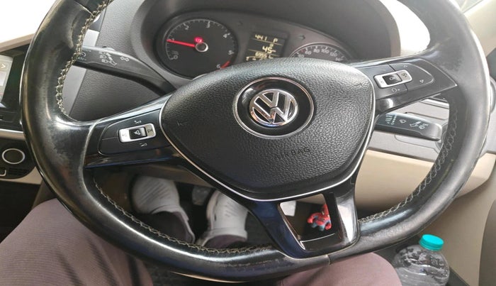 2016 Volkswagen Vento HIGHLINE 1.5 AT, Diesel, Automatic, 69,551 km, interior