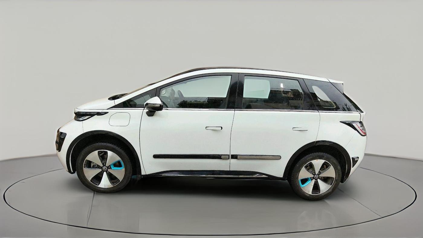 2025 MG Windsor EV Essence, Electric, Automatic, 42,418 km, exterior