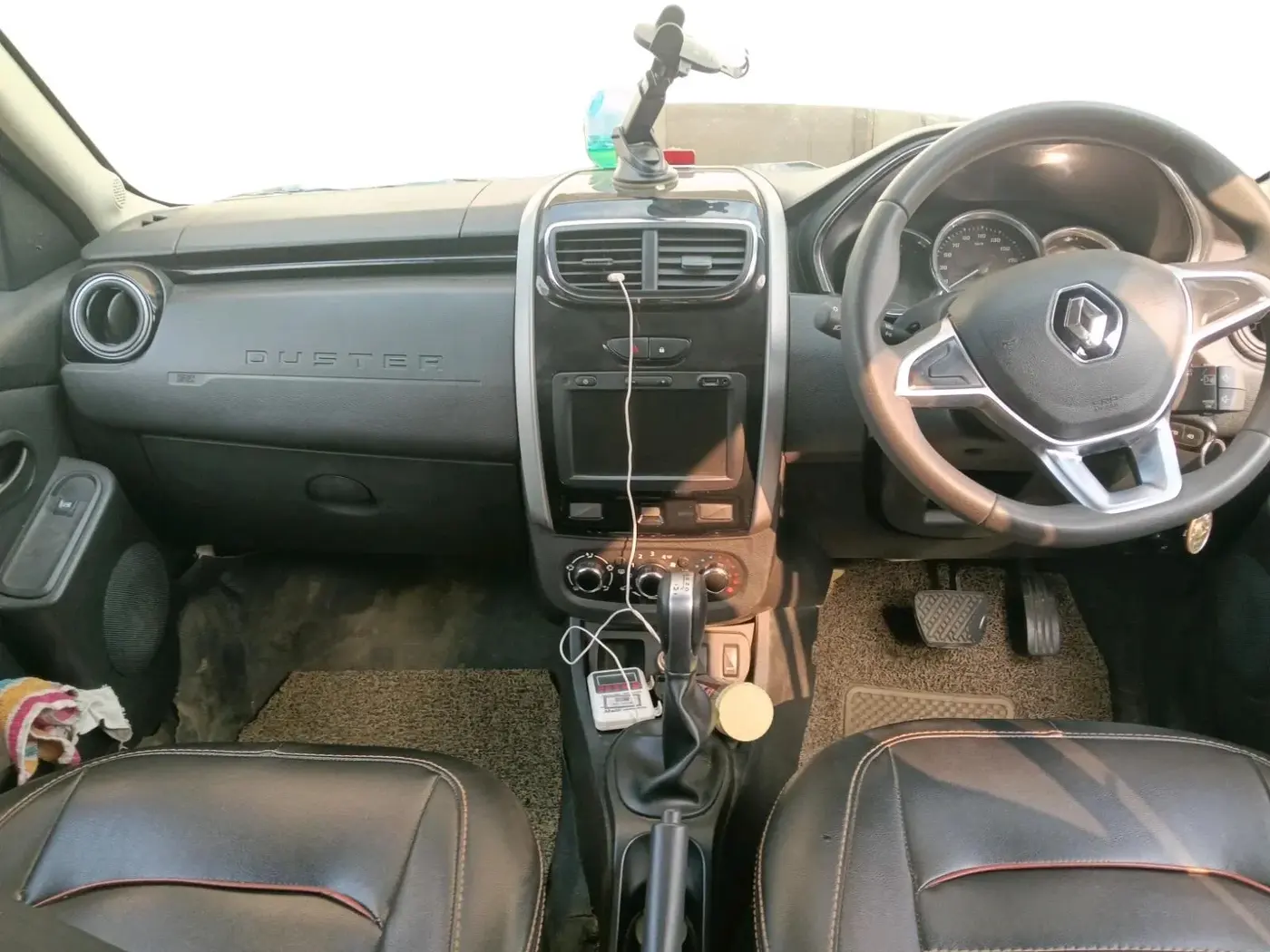 2019 Renault Duster RXS OPT CVT, Petrol, Automatic, 78,131 km, interior