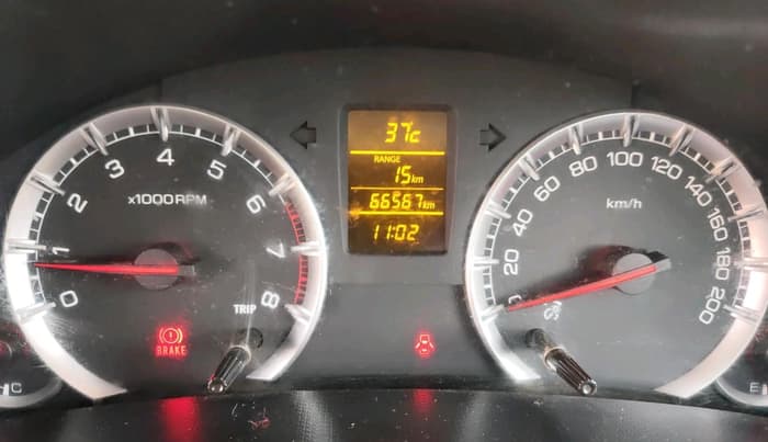 2013 Maruti Swift ZXI, Petrol, Manual, 66,567 km, interior