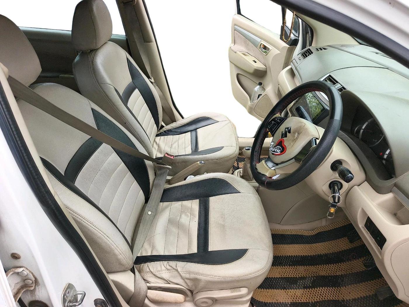2013 Maruti Ertiga ZDI, Diesel, Manual, 1,40,138 km, interior