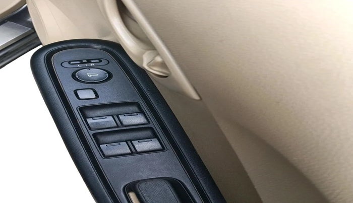 2017 Honda Amaze 1.2L I-VTEC S OPT, Petrol, Manual, 90,349 km, interior