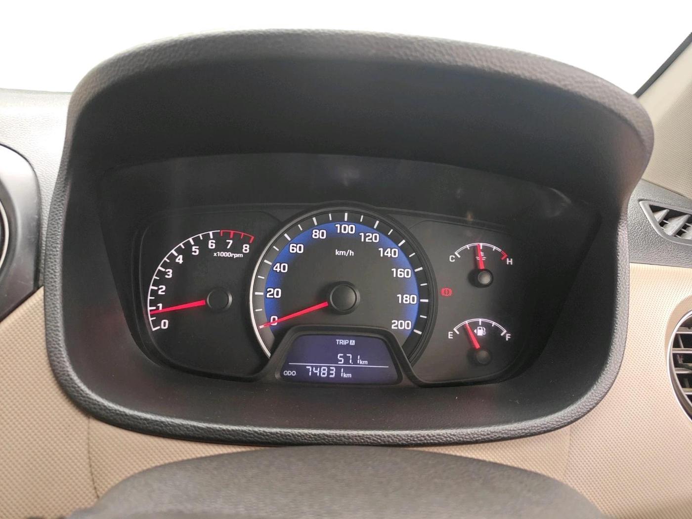2016 Hyundai Xcent S 1.2, Petrol, Manual, 74,831 km, interior