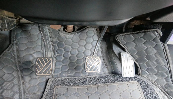 2017 Maruti IGNIS SIGMA 1.2, Petrol, Manual, 75,944 km, interior