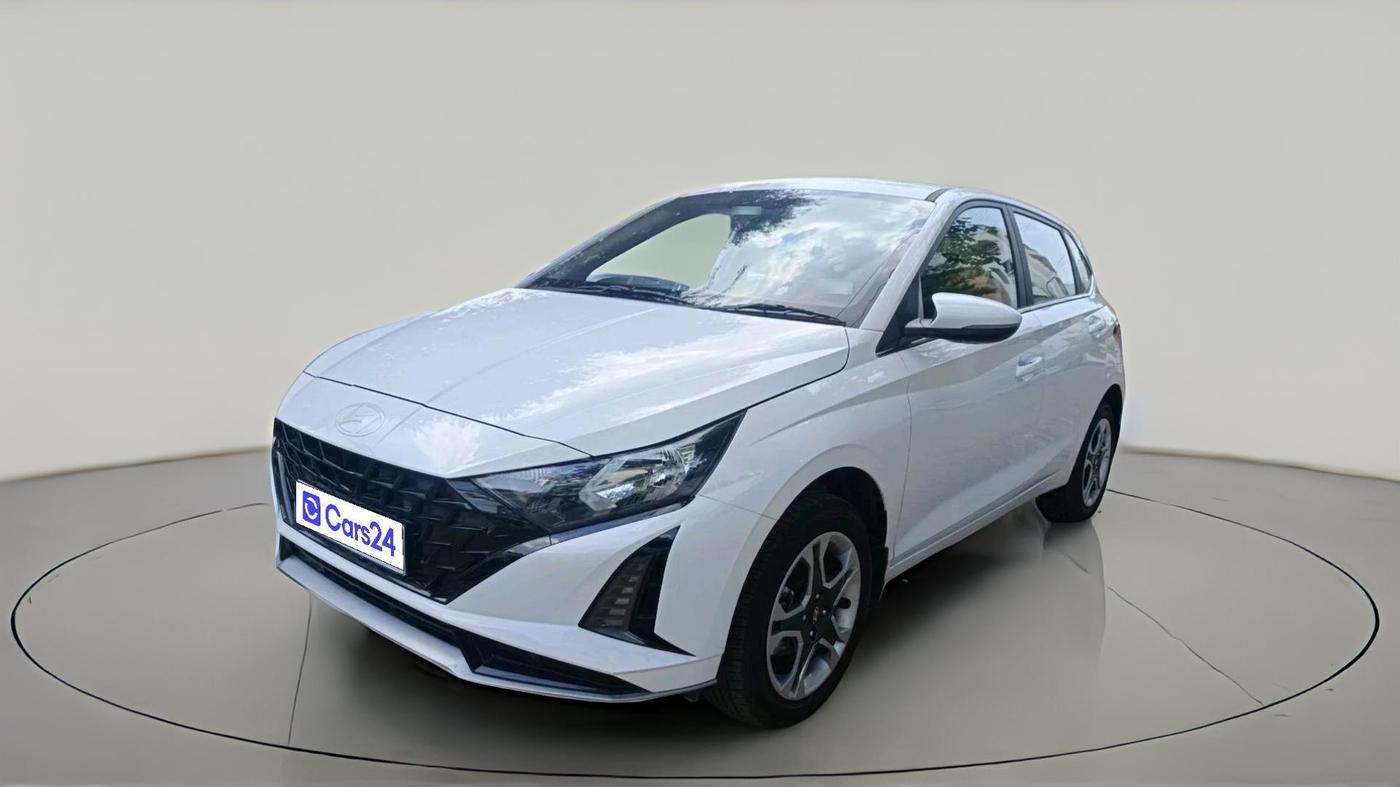 2026 Hyundai NEW I20 SPORTZ 1.2 MT, Petrol, Manual, 2,795 km, exterior