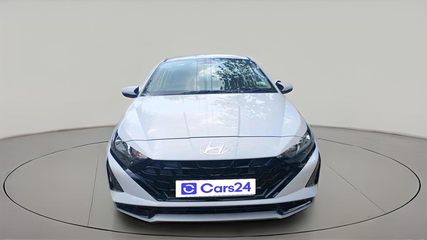 2026 Hyundai NEW I20 SPORTZ 1.2 MT, Petrol, Manual, 2,795 km, exterior