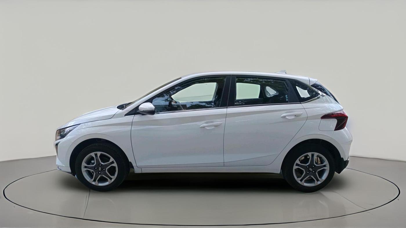 2026 Hyundai NEW I20 SPORTZ 1.2 MT, Petrol, Manual, 2,795 km, exterior