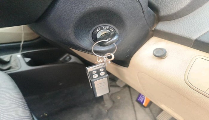 2013 Hyundai Eon ERA +, Petrol, Manual, 48,362 km, interior