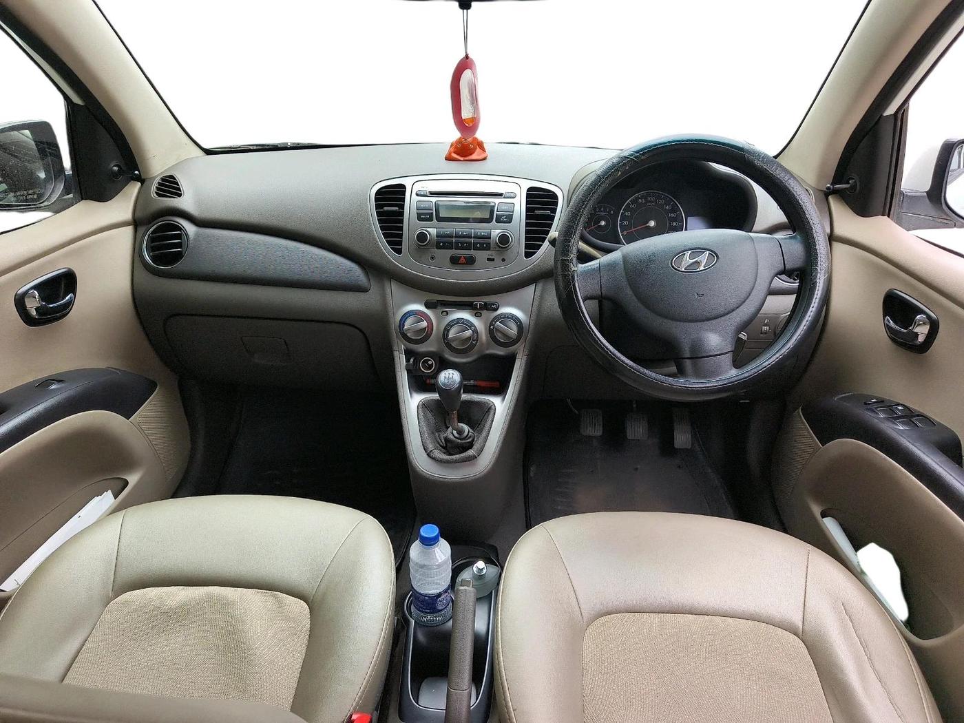 2012 Hyundai i10 MAGNA 1.2, Petrol, Manual, 43,484 km, interior
