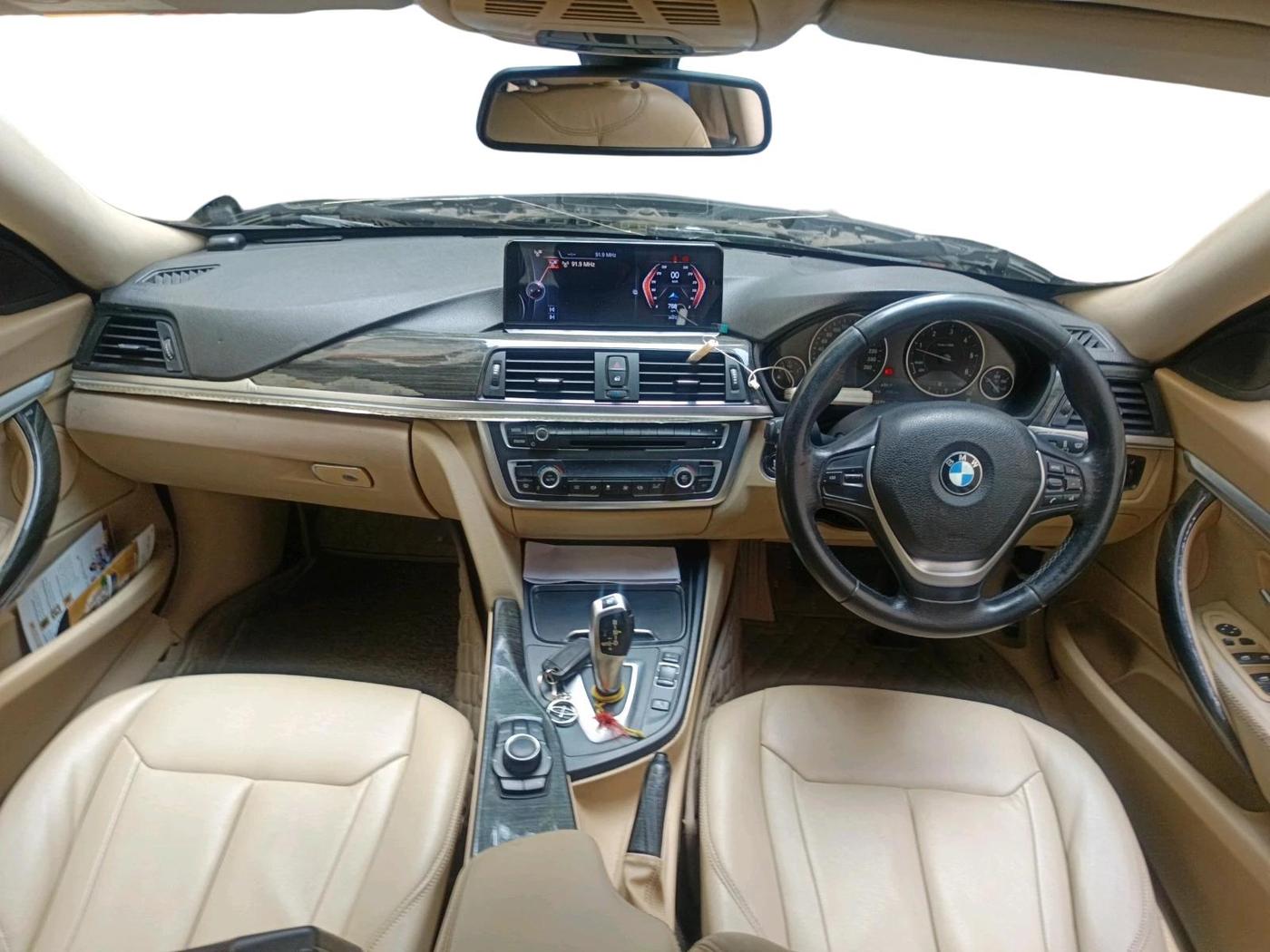 2015 BMW 3 Series 320D GT LUXURY LINE, Diesel, Automatic, 1,13,270 km, interior
