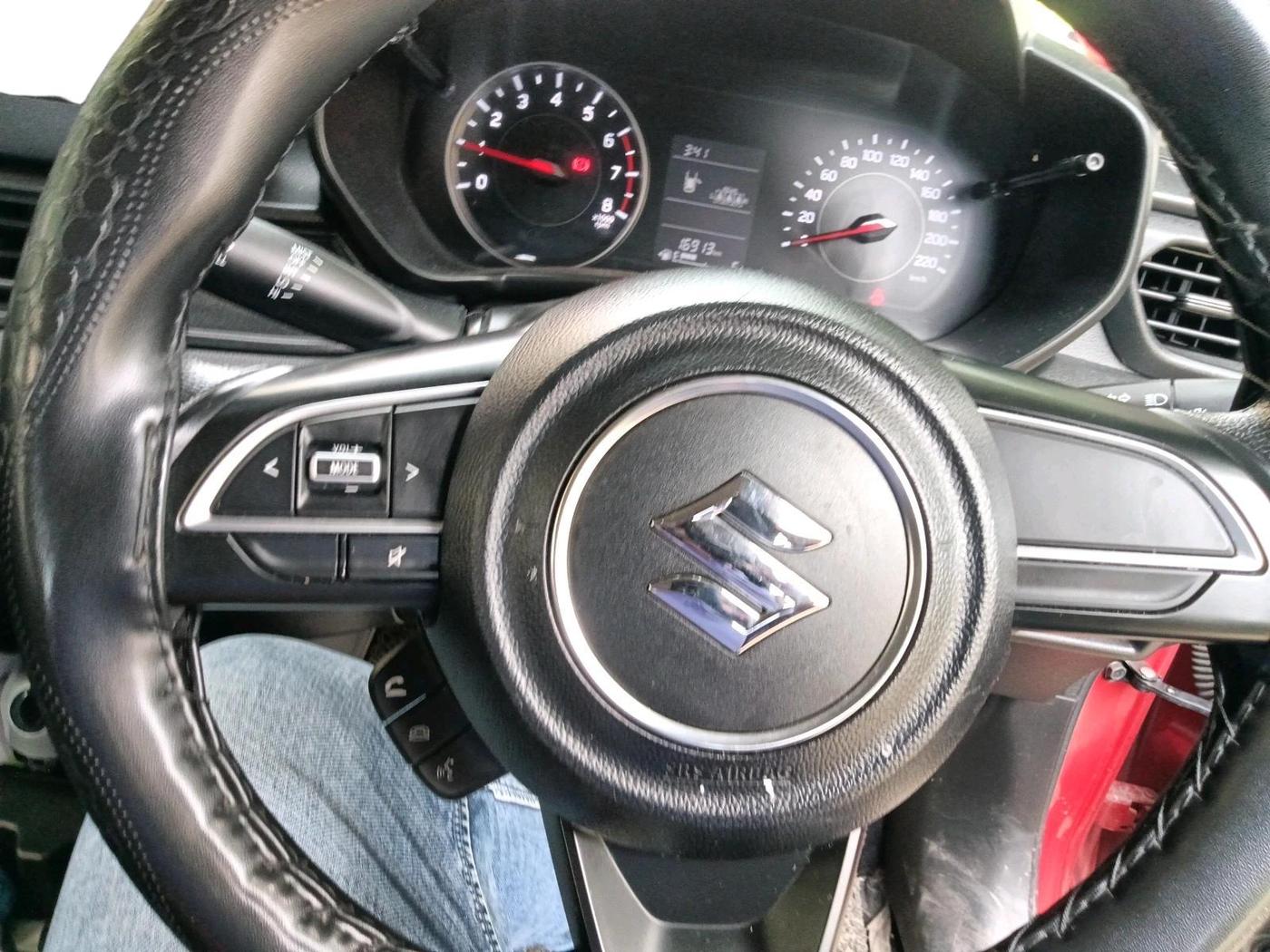 2025 Maruti Swift VXi, Petrol, Manual, 16,913 km, interior
