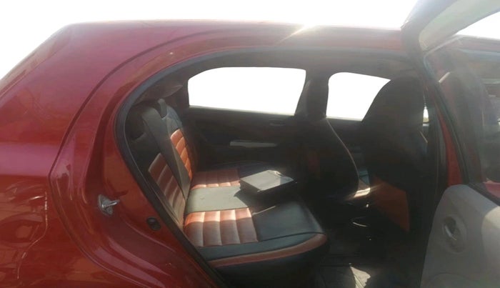 2011 Toyota Etios Liva V, Petrol, Manual, 31,797 km, interior