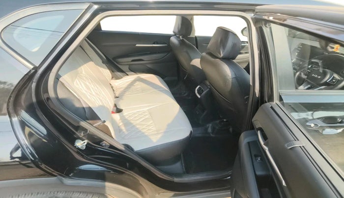 2024 KIA SONET HTK (O) 1.2 Petrol MT, Petrol, Manual, 29,033 km, interior