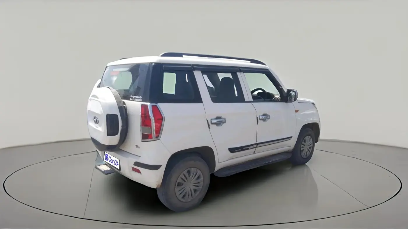 2016 Mahindra TUV300 T6 PLUS, Diesel, Manual, 1,49,447 km, exterior