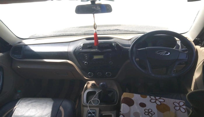 2016 Mahindra TUV300 T6 PLUS, Diesel, Manual, 1,49,447 km, interior