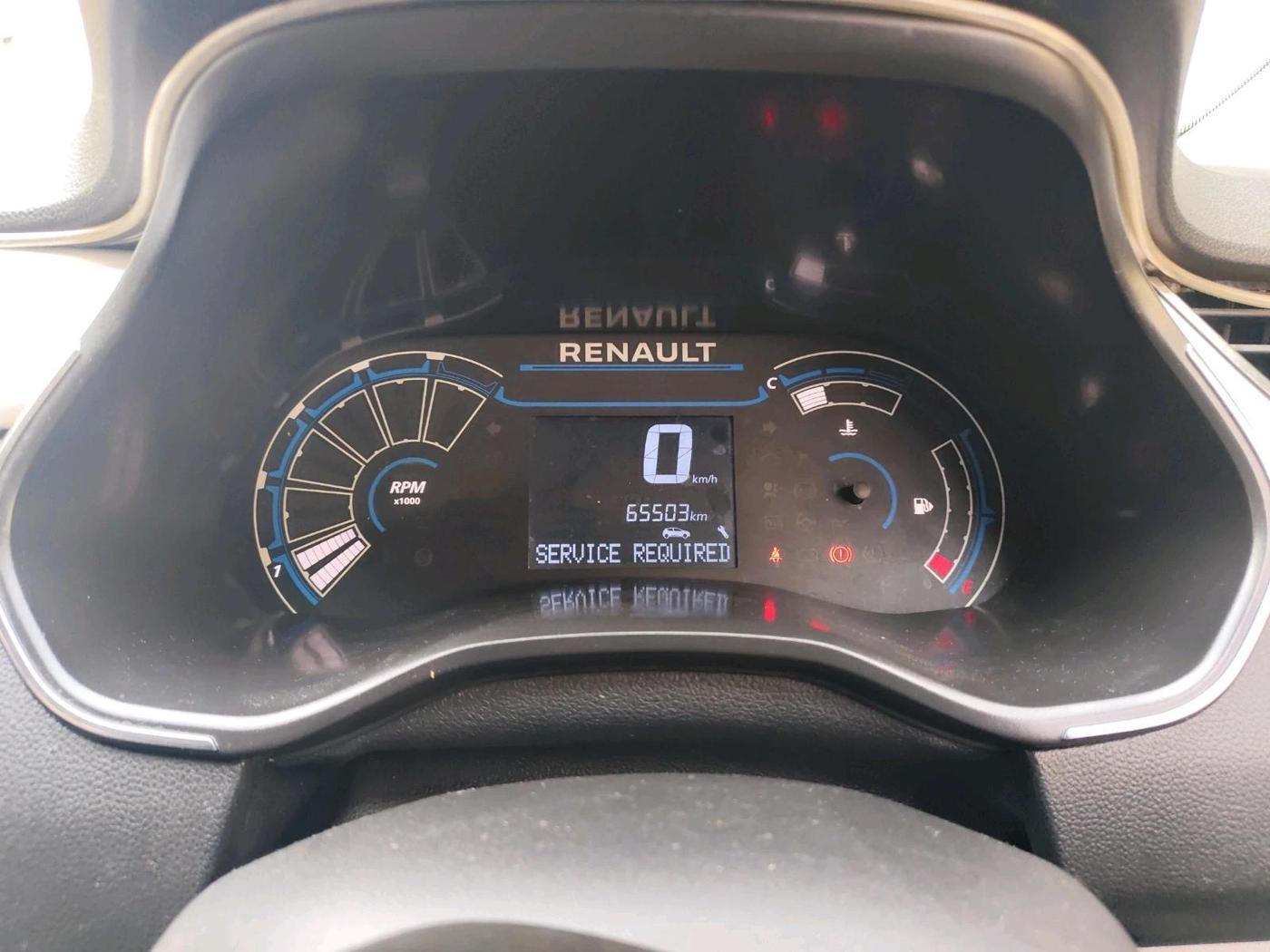 2022 Renault TRIBER RXZ, Petrol, Manual, 65,503 km, interior
