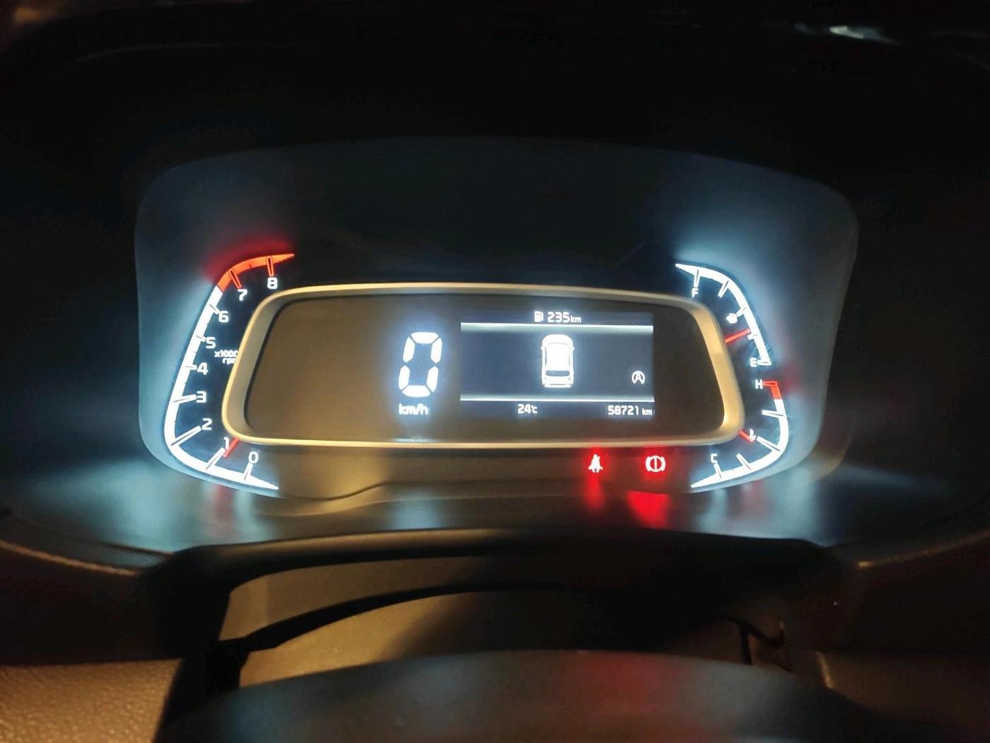2024 KIA SONET HTK (O) 1.2 Petrol MT, Petrol, Manual, 58,721 km, interior