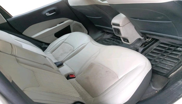 2020 Jeep Compass LONGITUDE PLUS 2.0 DIESEL, Diesel, Manual, 1,03,001 km, interior