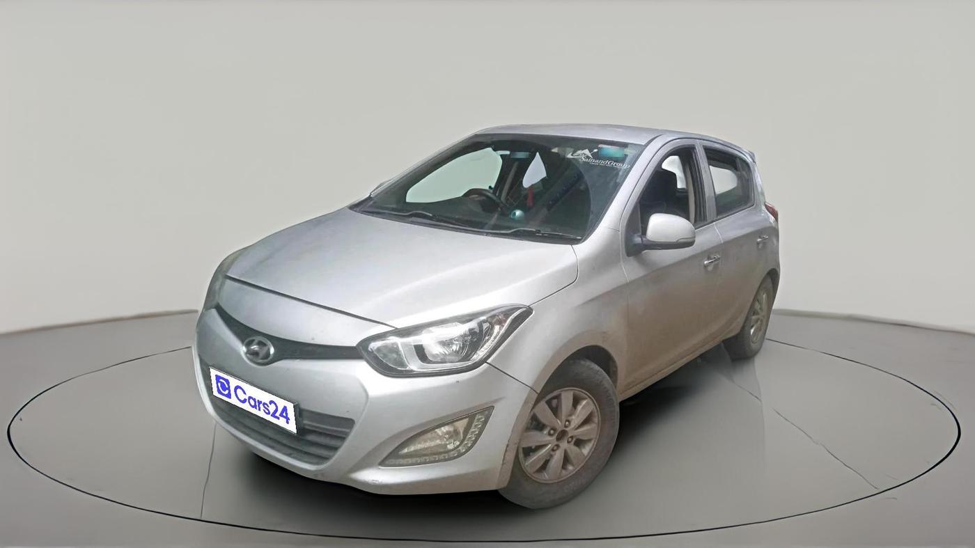 2012 Hyundai i20 ASTA 1.2, CNG, Manual, 1,84,381 km, exterior