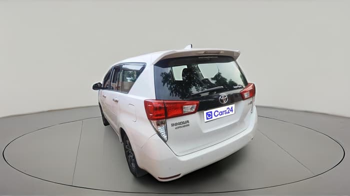 2024 Toyota Innova Crysta GX Plus 7 STR , Diesel, Manual, 35,365 km, exterior