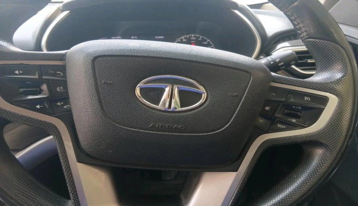 2019 Tata Harrier XZ 2.0L, Diesel, Manual, 1,07,325 km, interior