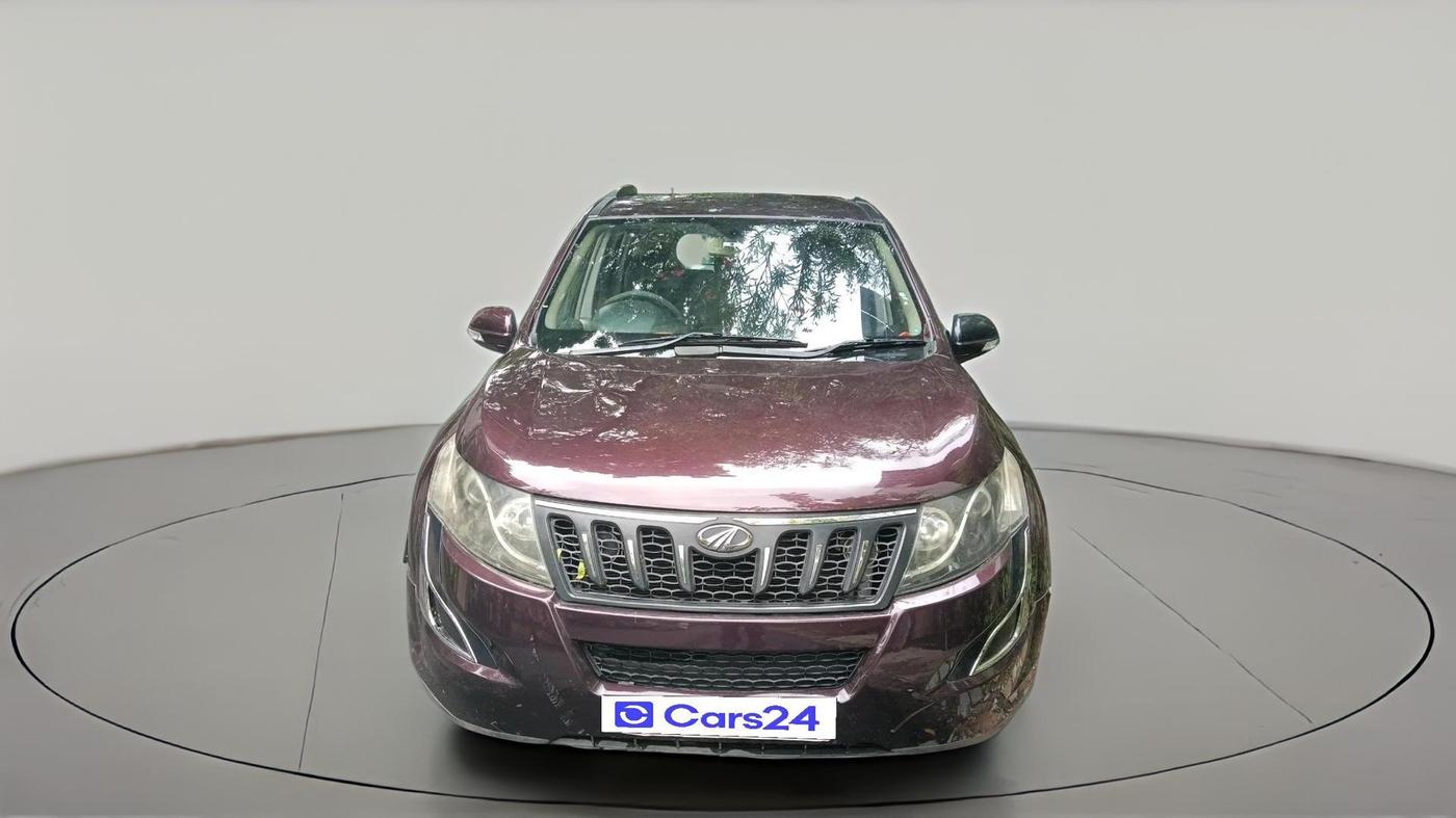 2017 Mahindra XUV500 W6, Diesel, Manual, 2,69,378 km, exterior