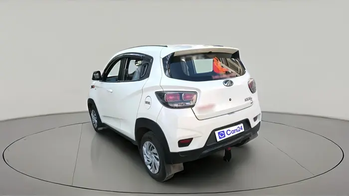 2017 Mahindra KUV 100 NXT K4+ D 6 STR, Diesel, Manual, 1,01,441 km, exterior
