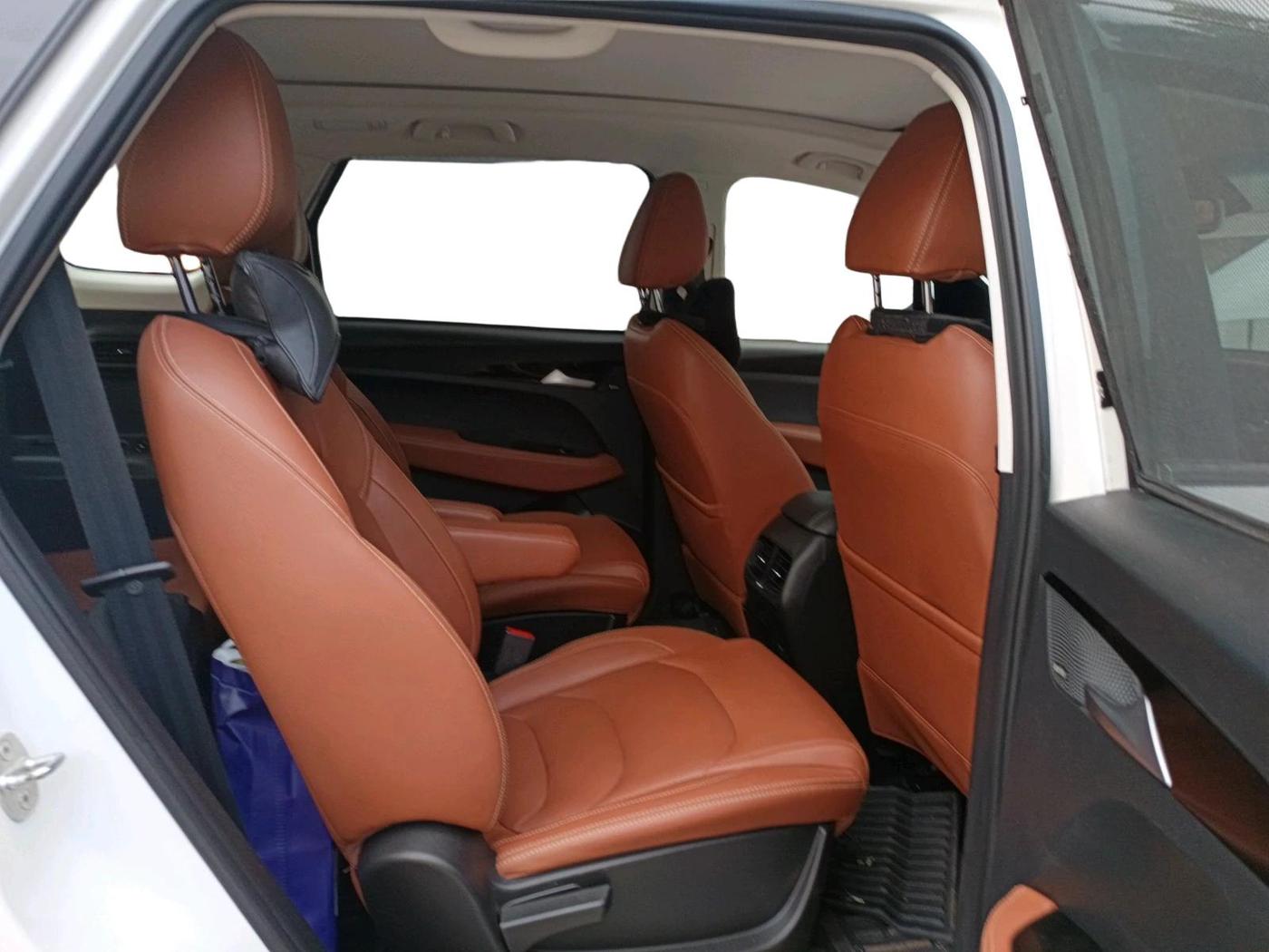2022 MG HECTOR PLUS SHARP 1.5 PETROL TURBO HYBRID MT 6-STR, Petrol, Manual, 57,147 km, interior
