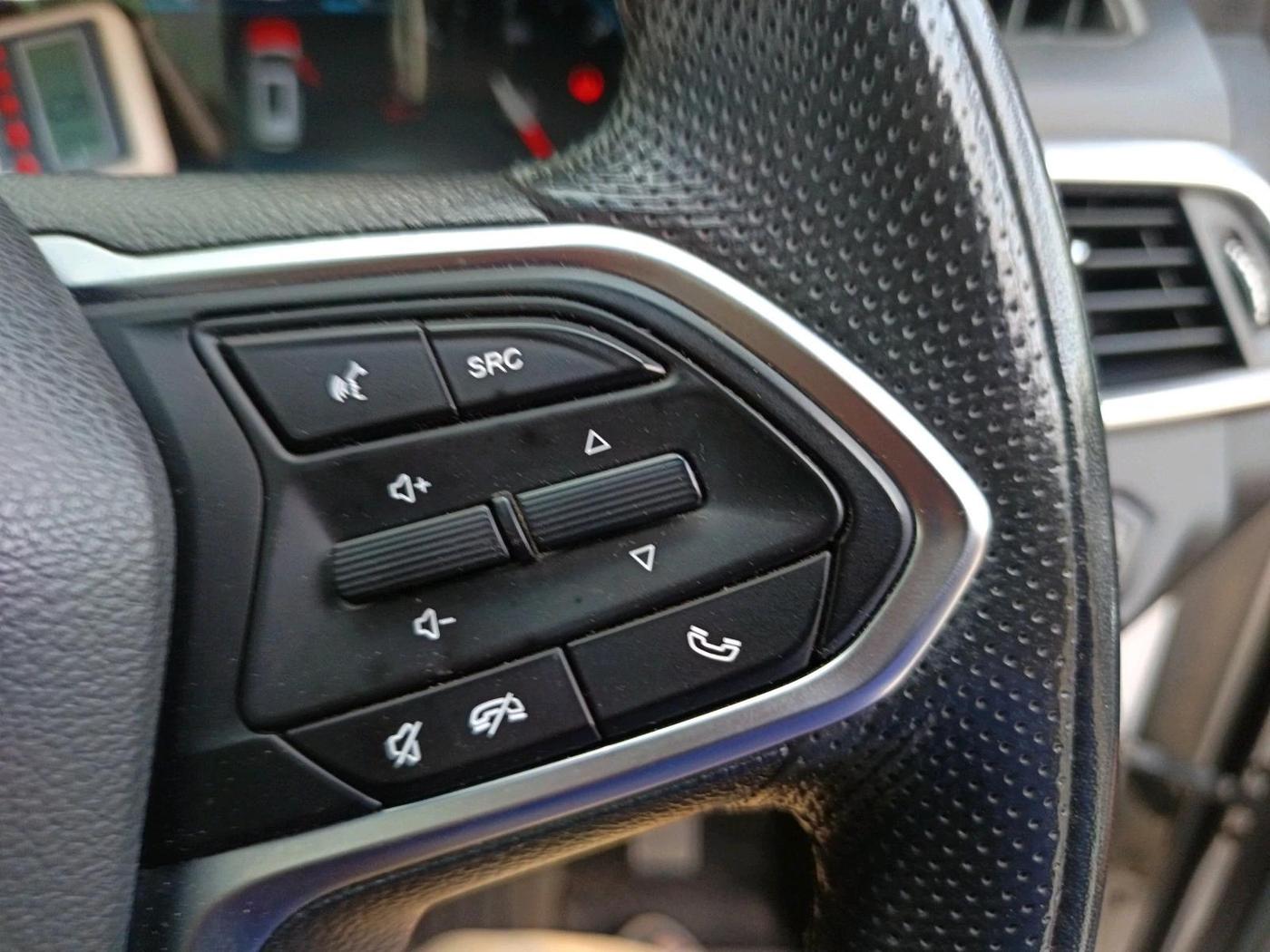 2022 MG HECTOR PLUS SHARP 1.5 PETROL TURBO HYBRID MT 6-STR, Petrol, Manual, 57,147 km, interior