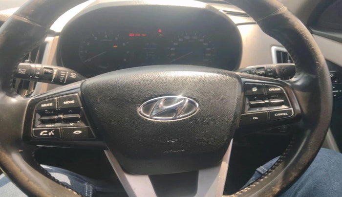 2018 Hyundai Creta SX (O) 1.6 PETROL, Petrol, Manual, 1,43,336 km, interior