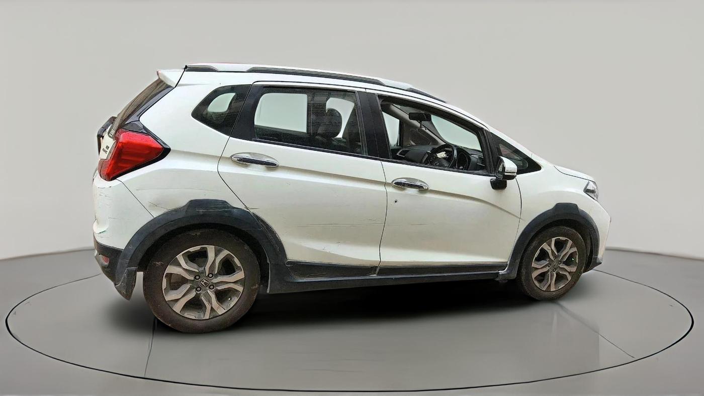 2017 Honda WR-V 1.5L I-DTEC VX MT, Diesel, Manual, 98,364 km, exterior