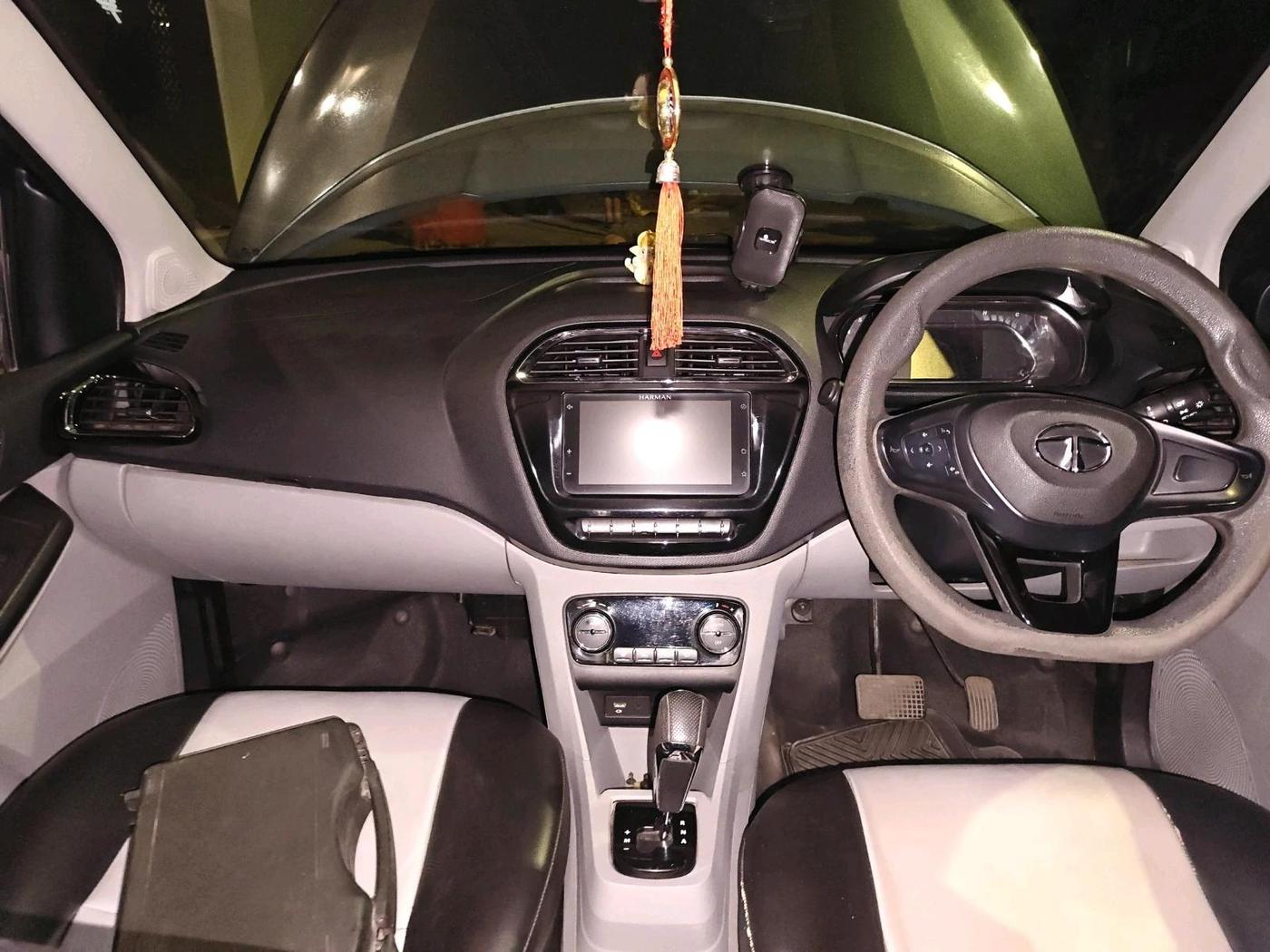 2021 Tata Tiago XZA PLUS PETROL, Petrol, Automatic, 29,654 km, interior