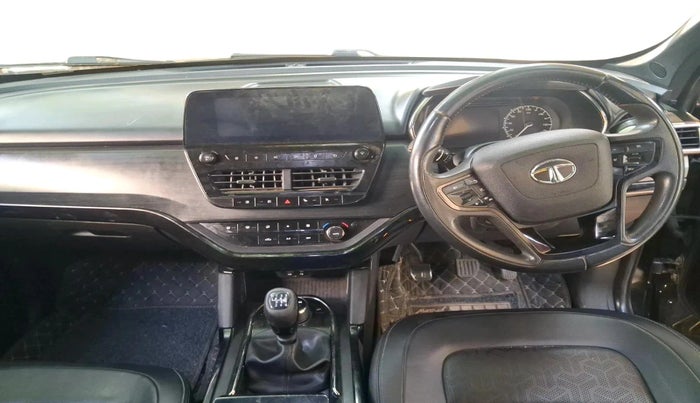 2022 Tata Harrier XZ PLUS 2.0L, Diesel, Manual, 94,680 km, interior