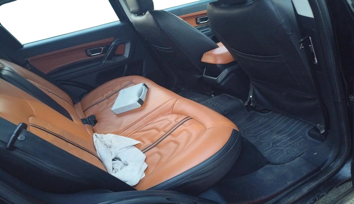 2021 Tata Harrier XT PLUS 2.0L KRYOTEC, Diesel, Manual, 1,07,359 km, interior