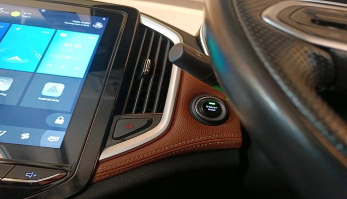 2021 MG HECTOR PLUS SHARP 1.5 PETROL TURBO HYBRID MT 6-STR, Petrol, Manual, 27,335 km, interior