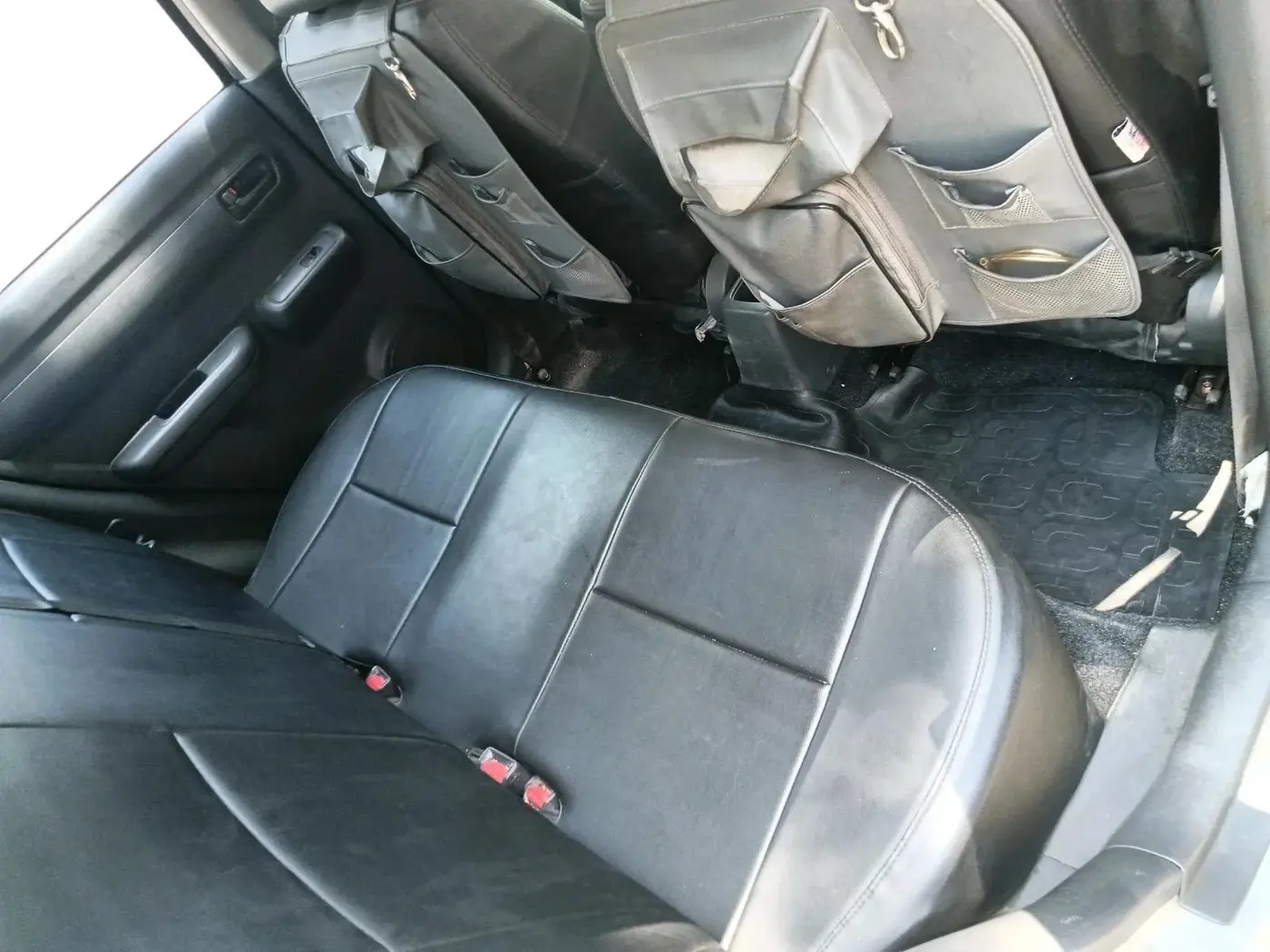 2010 Maruti Swift LXI, Petrol, Manual, 34,887 km, interior