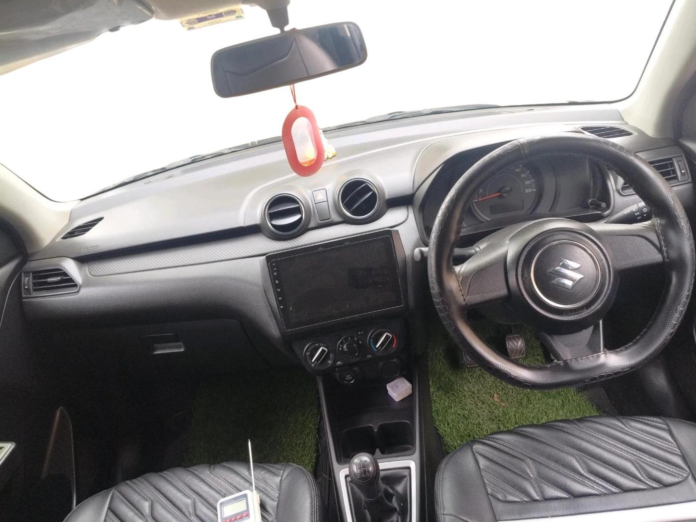 2021 Maruti Swift LXI, Petrol, Manual, 20,046 km, interior