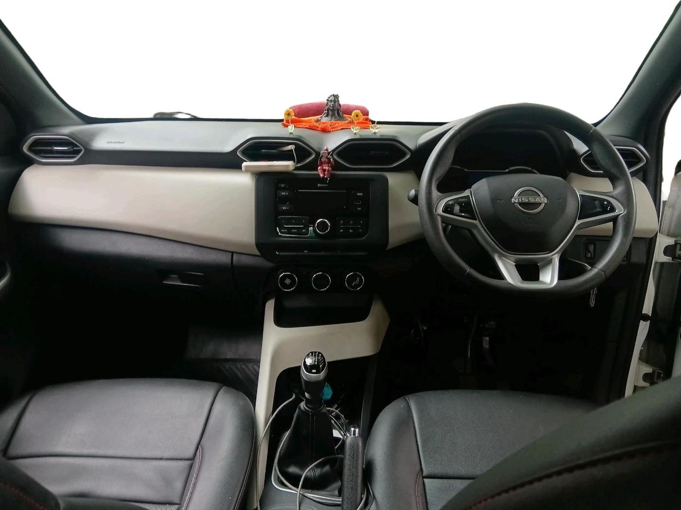 2023 Nissan MAGNITE XL, Petrol, Manual, 72,243 km, interior