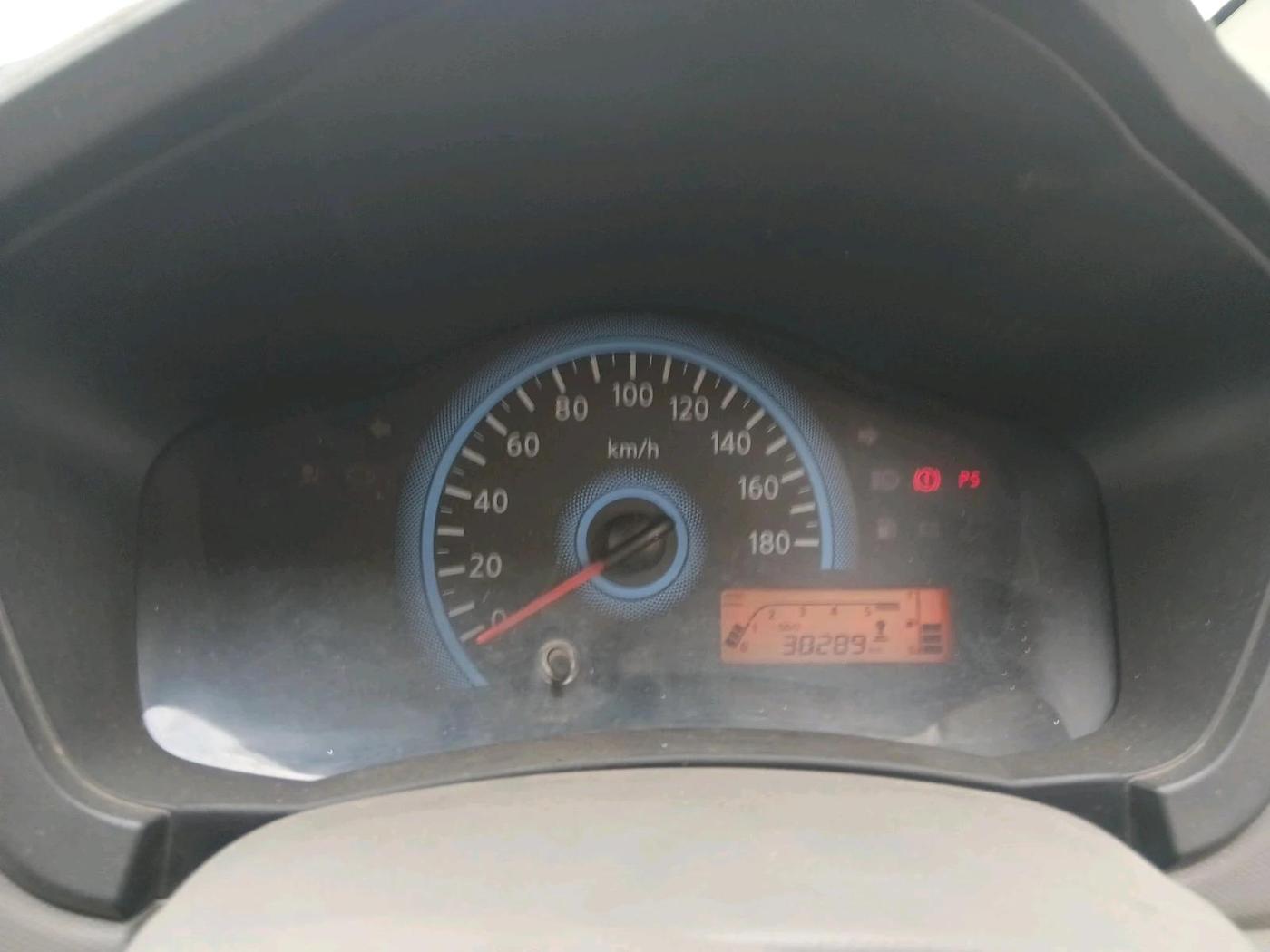 2016 Datsun Redi Go S, Petrol, Manual, 38,289 km, interior