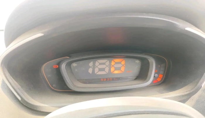 2017 Renault Kwid RXL, Petrol, Manual, 98,301 km, interior