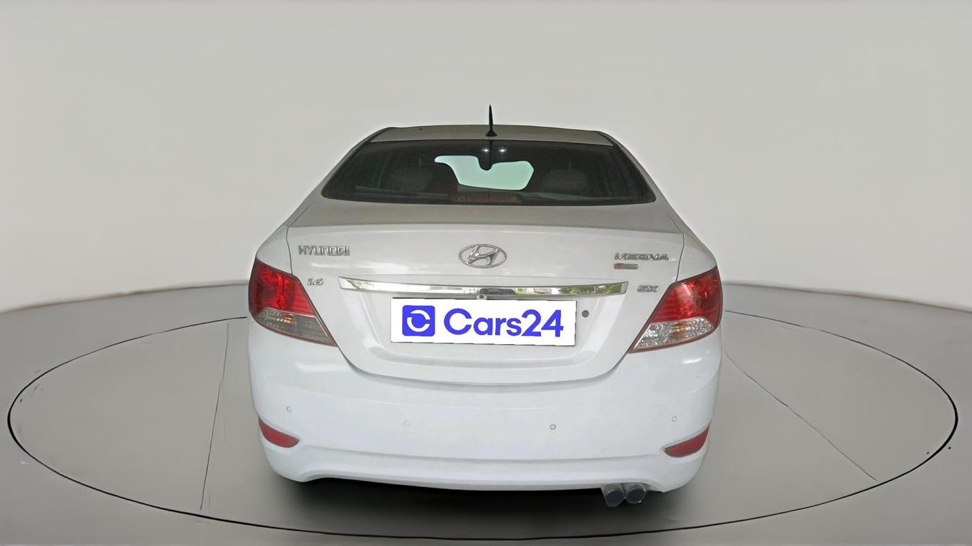 2012 Hyundai Verna FLUIDIC 1.6 CRDI SX, Diesel, Manual, 1,30,072 km, exterior