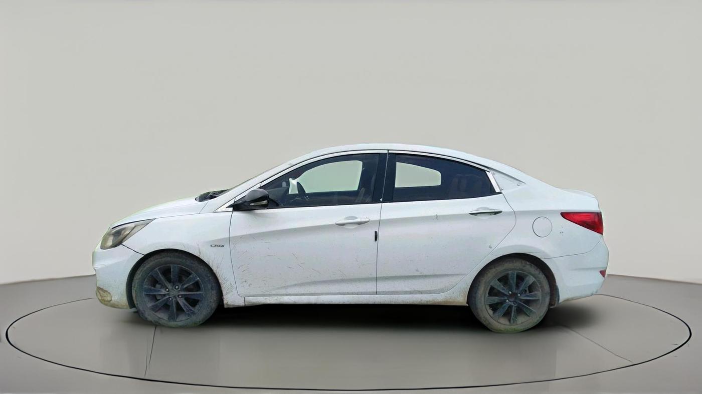 2011 Hyundai Verna FLUIDIC 1.6 CRDI SX OPT AT, Diesel, Automatic, 1,50,000 km, exterior