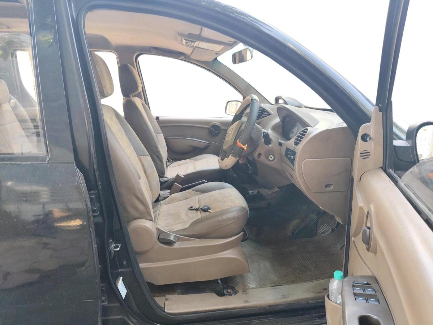 2011 Mahindra Xylo D4, Diesel, Manual, 1,32,434 km, interior